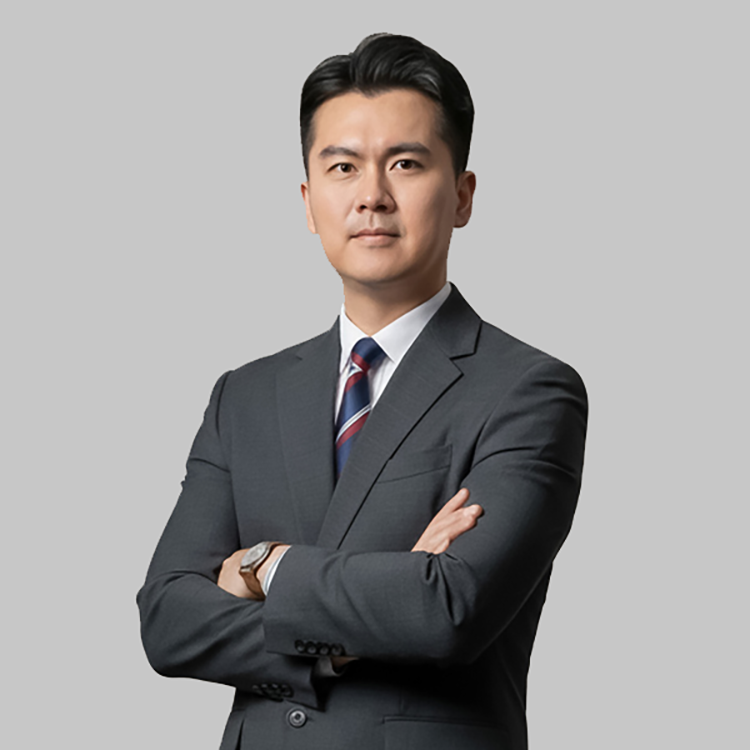 경찰출신 김동완변호사